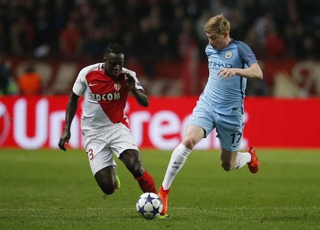 爱游戏APP-关于凯恩连续二十场比赛得分超过出色防守，切尔西不断突破！观众掌声雷动的信息