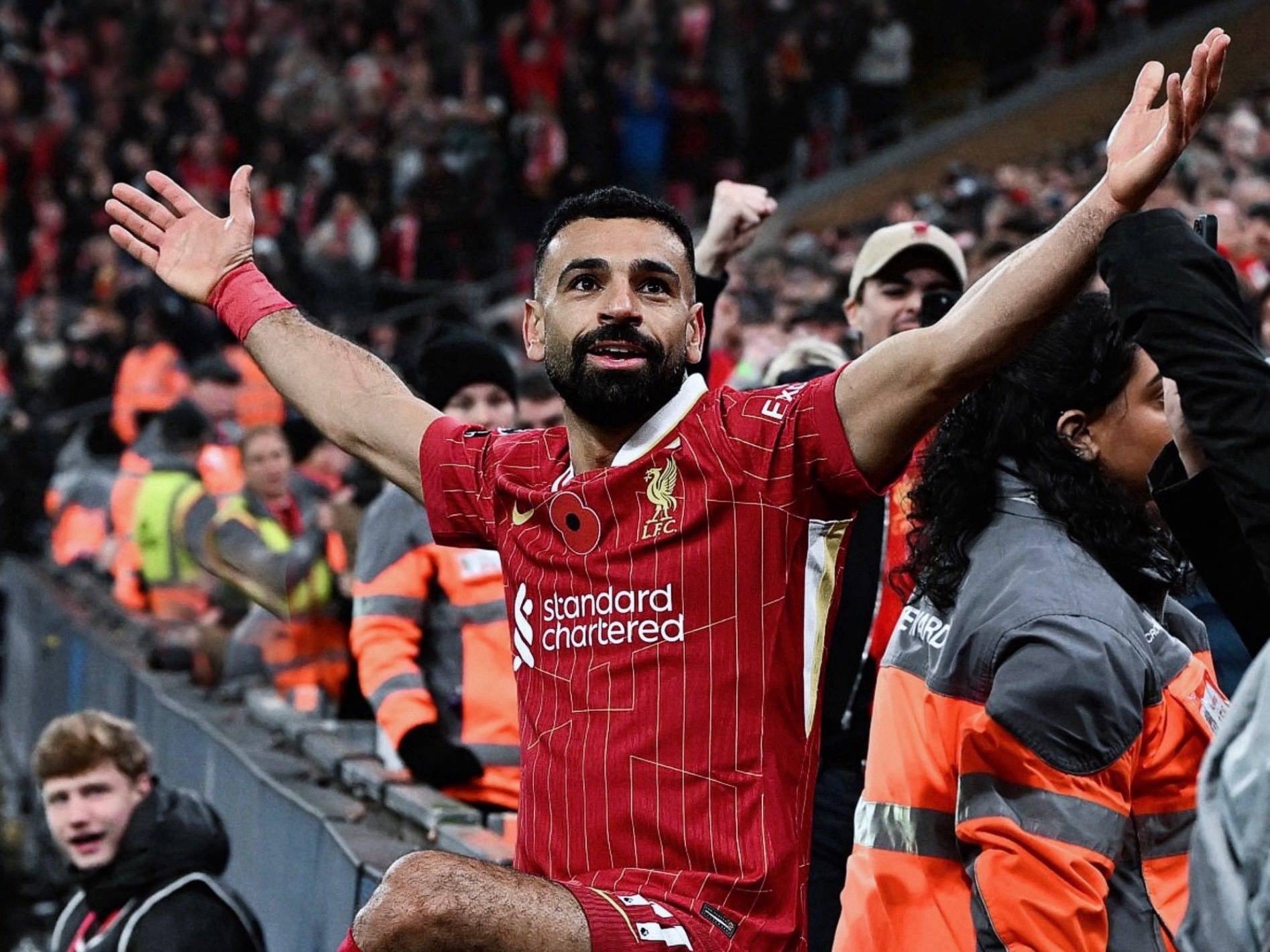 爱游戏APP-皇家马德里观众热烈欢呼！，萨拉赫迎来七赛季出色发挥比赛高潮迭起的简单介绍